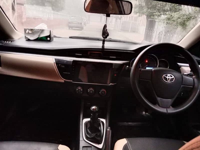 Toyota Corolla GLI 2016 Lahore num 8