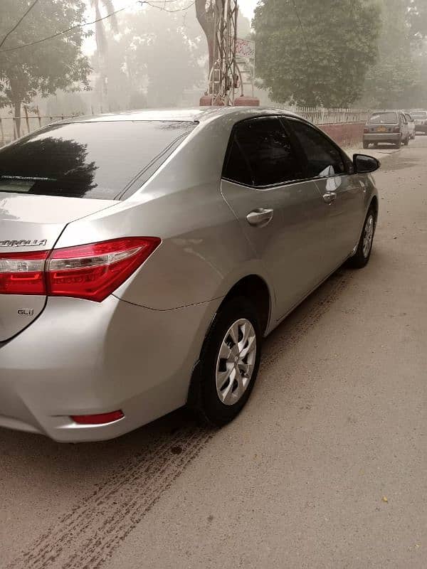 Toyota Corolla GLI 2016 Lahore num 14