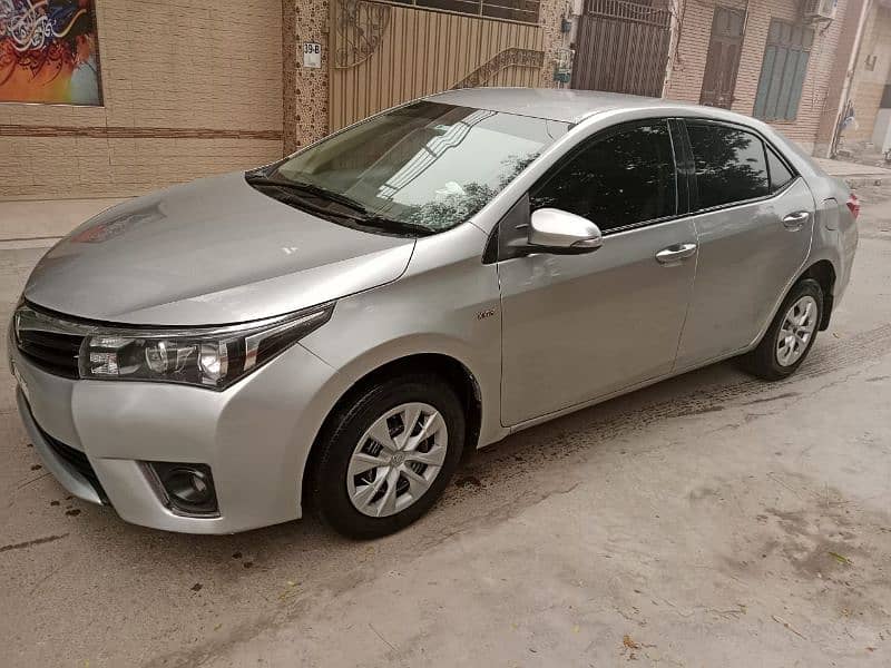 Toyota Corolla GLI 2016 Lahore num 17