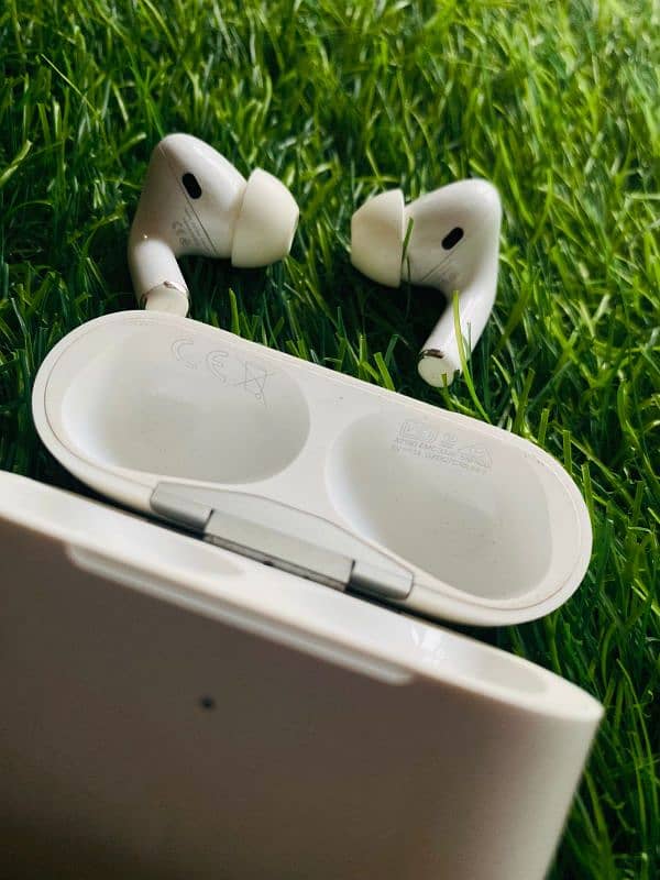 Airpods Pro 1st generation 1