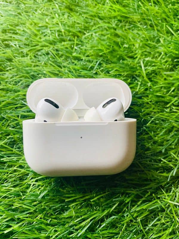 Airpods Pro 1st generation 10