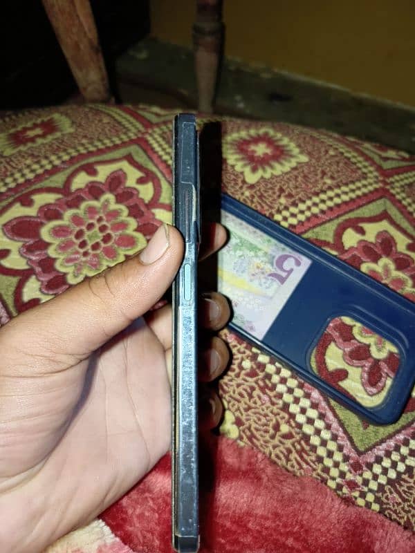 Infinix hot 40i 8+5 256 1