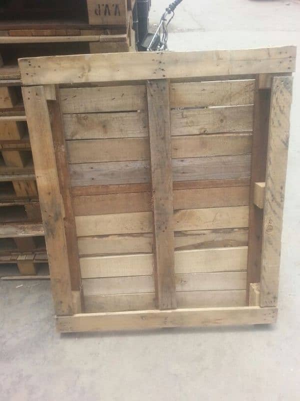 Wooden pallets Export quality and warehouse 1