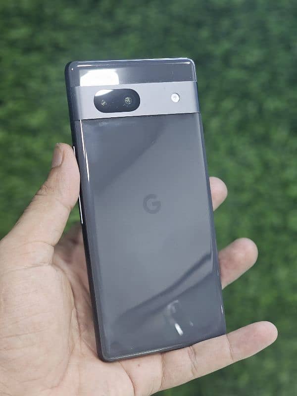 Google  pixel  7A 3