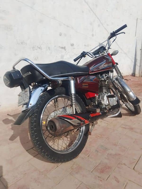 honda 125 modal2015 cal num 3080869675 1