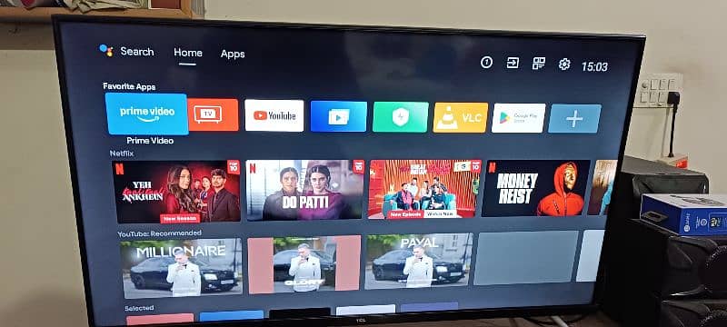 TCL 40S65a 40 inches SMART LED TV 3