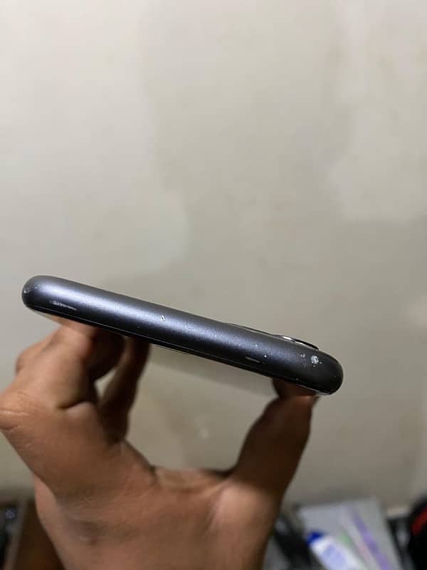 iPhone 11 urgent sale /exchange 11