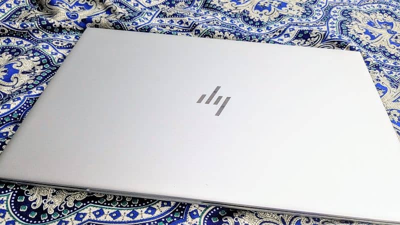 HP ELITEBOOK Core i5 7th generation 850 G5 , 8Gb 128Gb 0