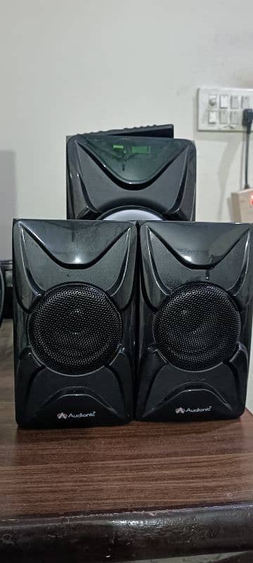 Audionic Vision 15 Plus 0