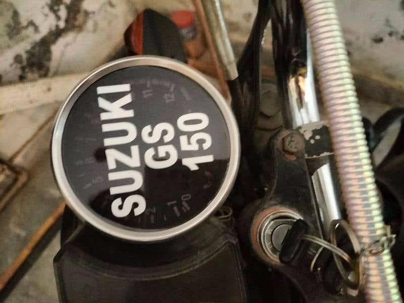 Suzuki GS 150 Genuine meter Good Condition 1