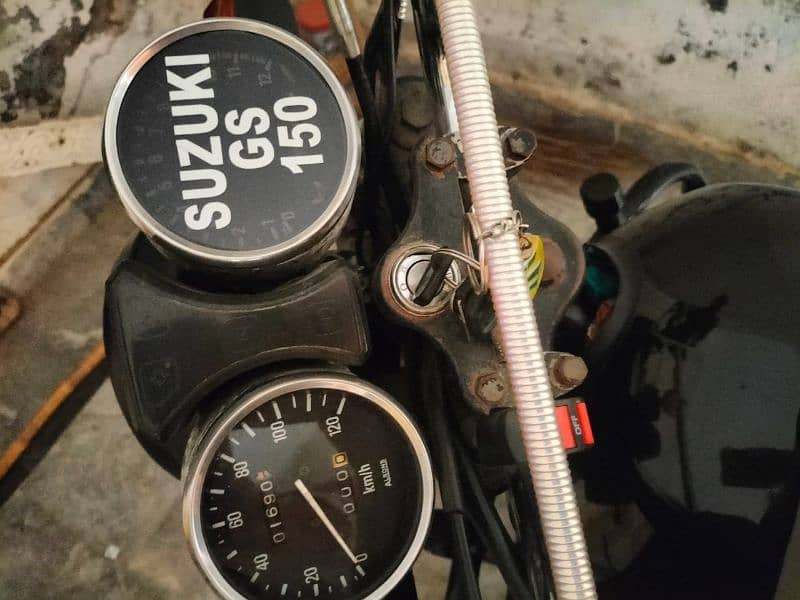 Suzuki GS 150 Genuine meter Good Condition 4