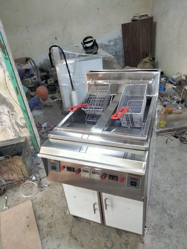 Slush Machine Used New Hot plate Pizza Oven Dough Mixer used new Etc 17