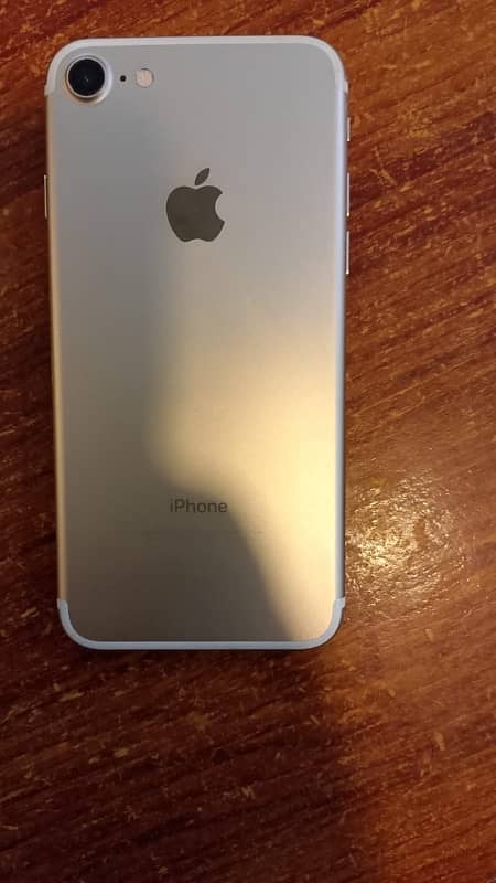 iPhone 7 -32gb 4