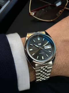 seiko 6309 in genion & Black dail