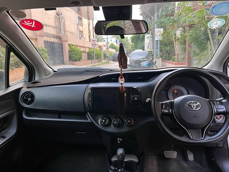 Toyota Vitz 2020 5