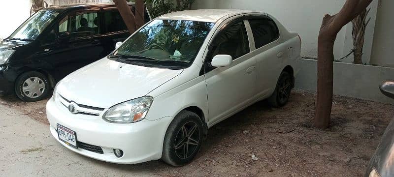 Toyota Platz 2007 1