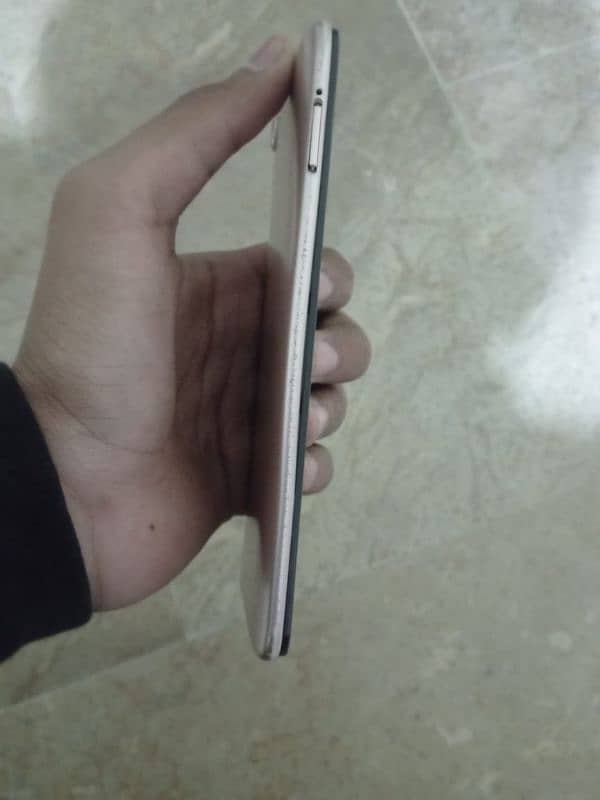 vivo y81s 6/128 urgent sell 2