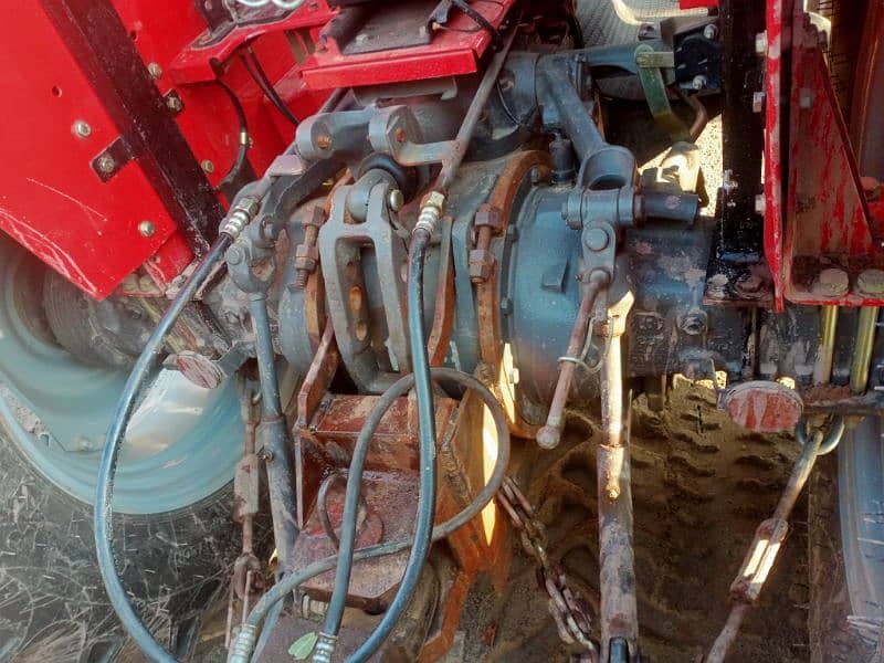 Massey Ferguson 385 10