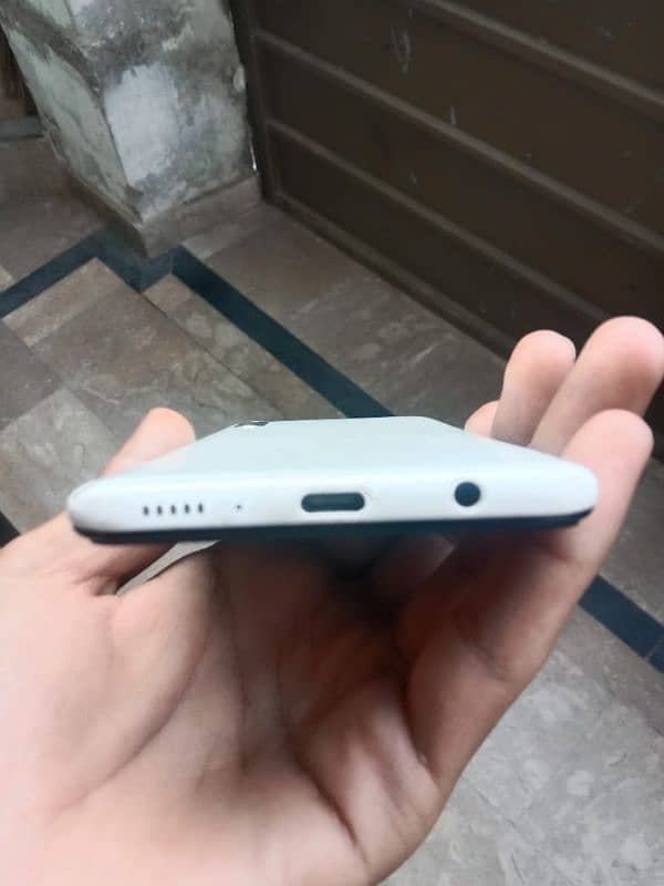 Samsung galaxy a30s urgent sale display finger 1