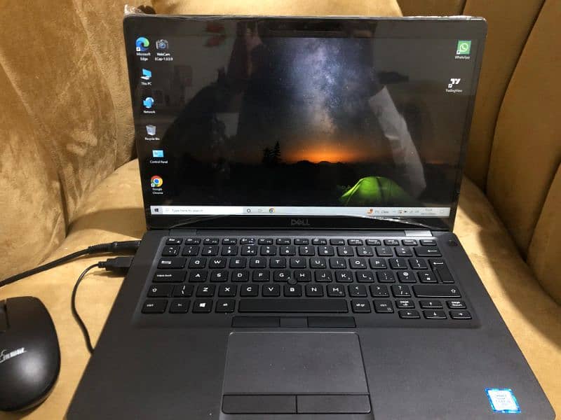 Laptop Dell 8th Gen Full genuine fresh piece new 8gb 256gb 4