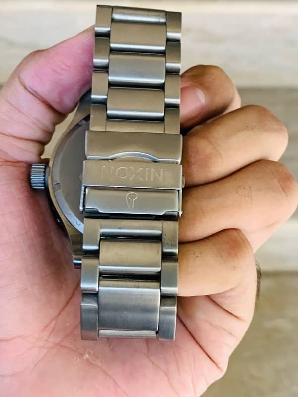 Nixon 51-30 Titanium A351-703 Men’s Original Watch 9.5/10 Condition 4