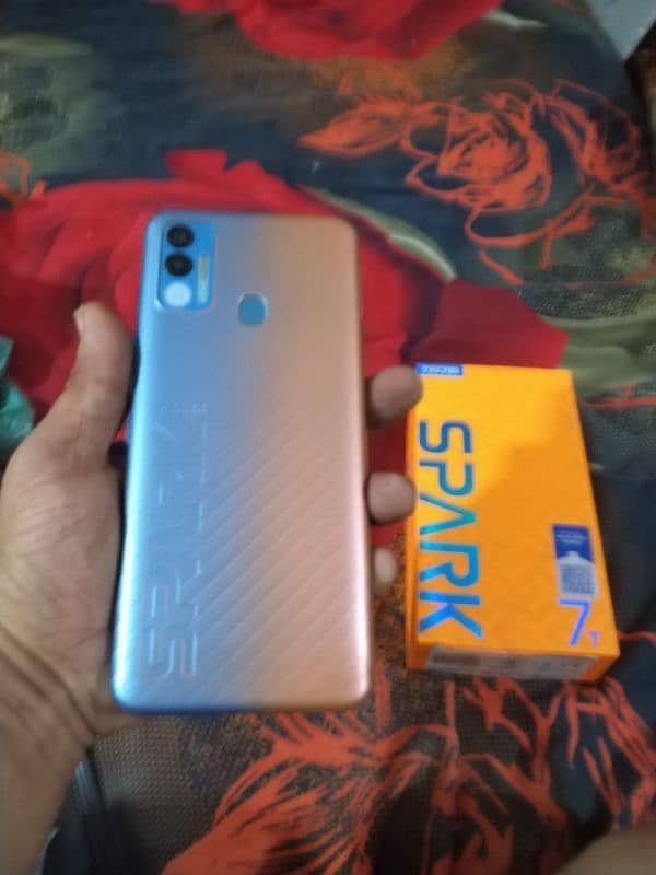 sale tecno spark 7T. 4 GB Ram 64 GB Rom. Awesome result both cameras. 1