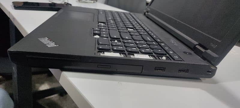 2 year used Lenovo Thinkpad laptop 3