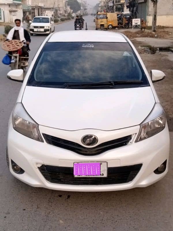 Toyota Vitz 2012 6