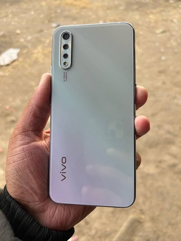 vivo s 1  4 128 2