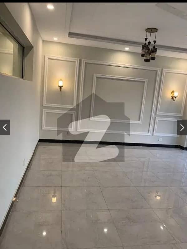 defence raya 8 Marla Villa House For Sale In Bahria Town - Safari Villas Canal Road Lahore 4