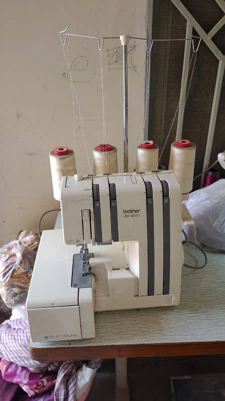 overlock sewing machine 1