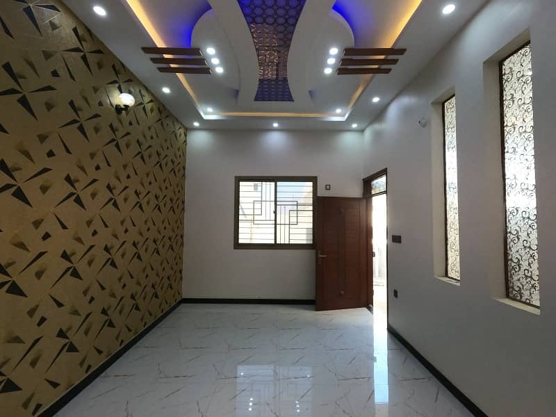 Prime Location House Sized 120 Square Yards Available In Pir Ahmed Zaman Town - Block 1 4