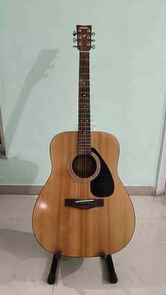 Yamaha F310 Dreadnought Acoustic Guitar