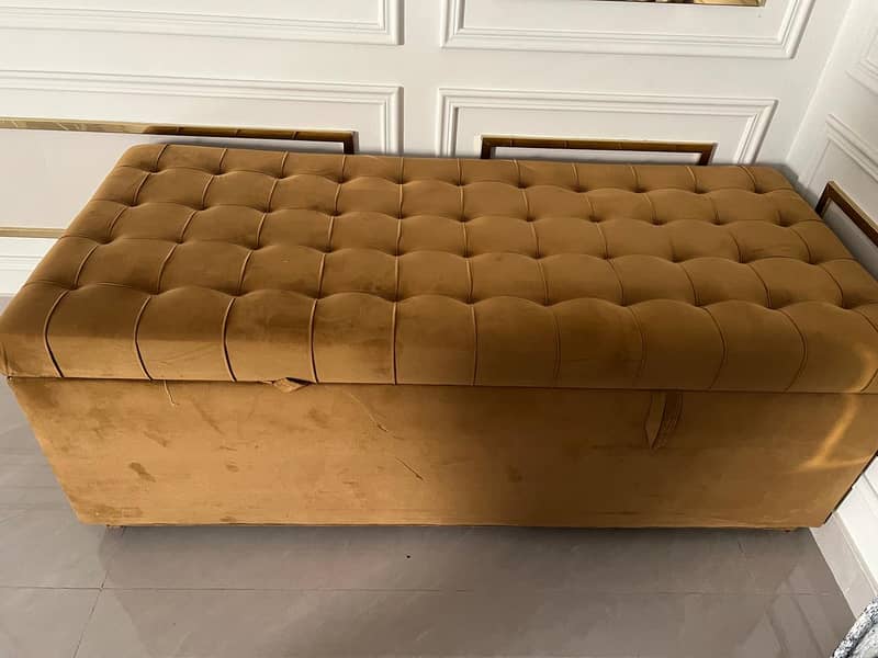 SOFA BED WITH STORGAE 0