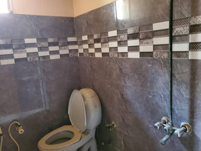 Flat For Sale In Sector 31-G Allah Wala Town Korangi Karachi 5