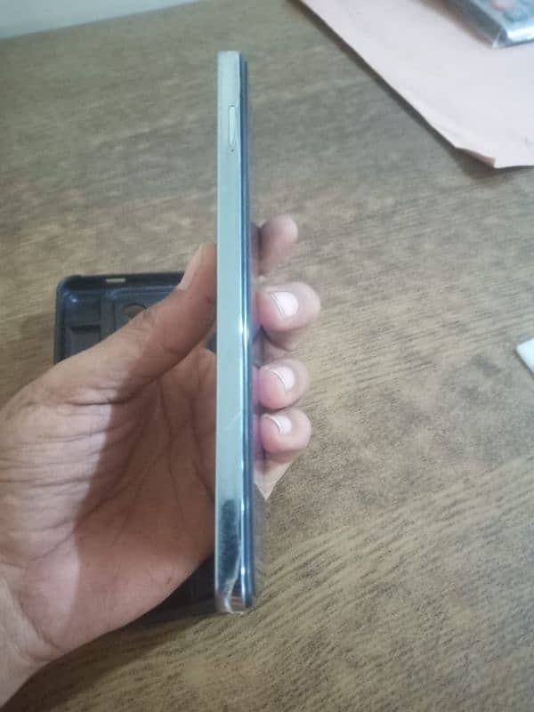 Infinix note 30 8/256 7