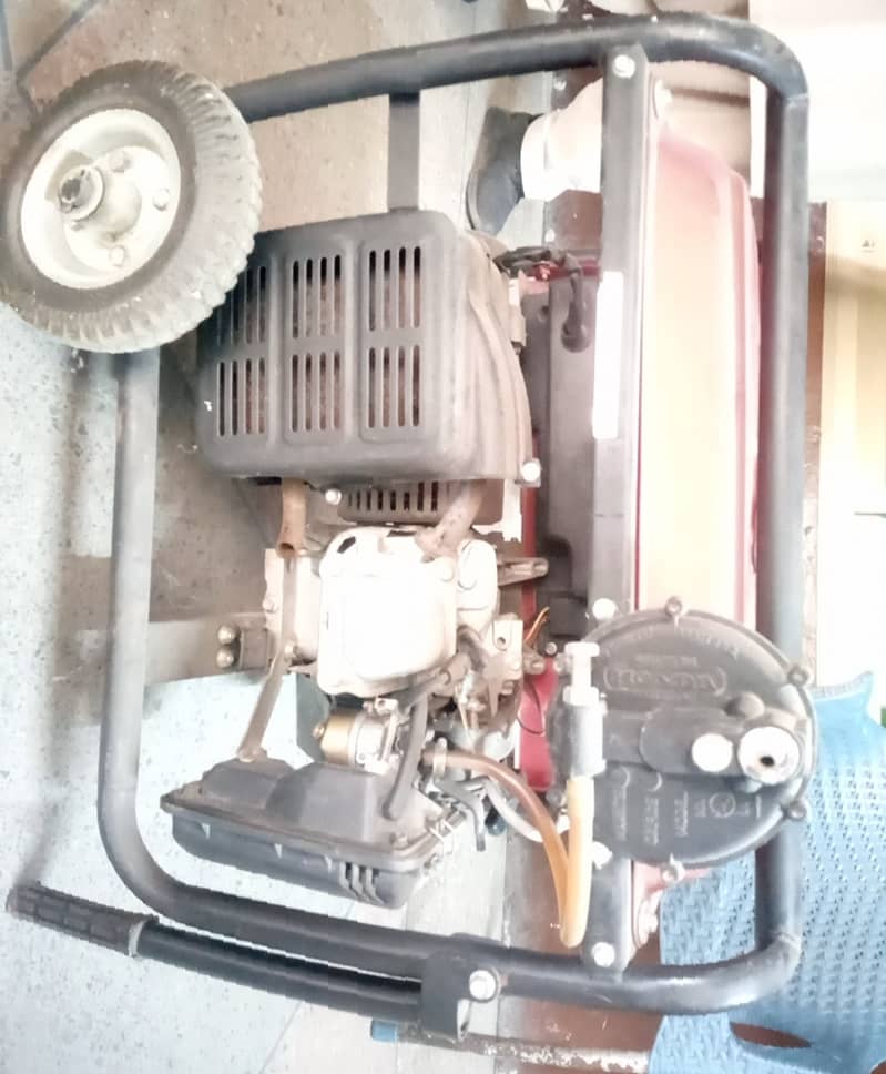 Generator for sale in good condition 2