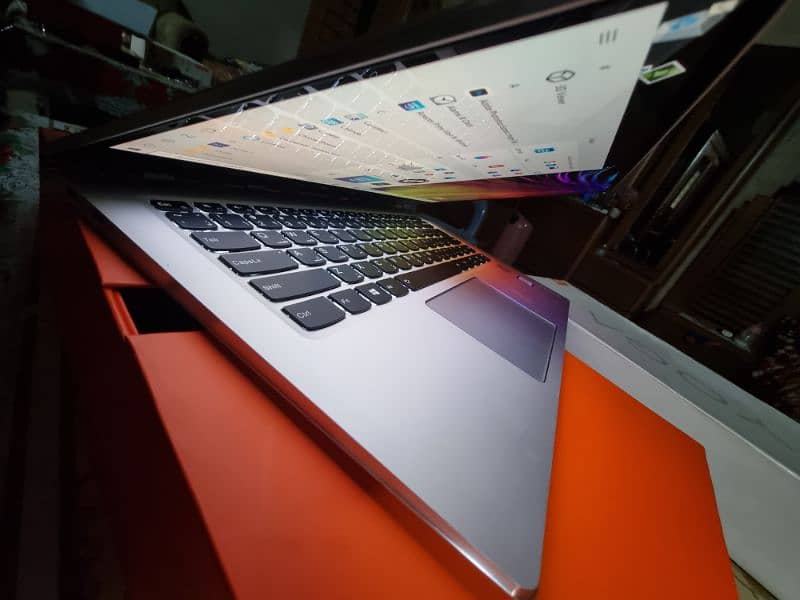 LENOVO YOGA 910 0