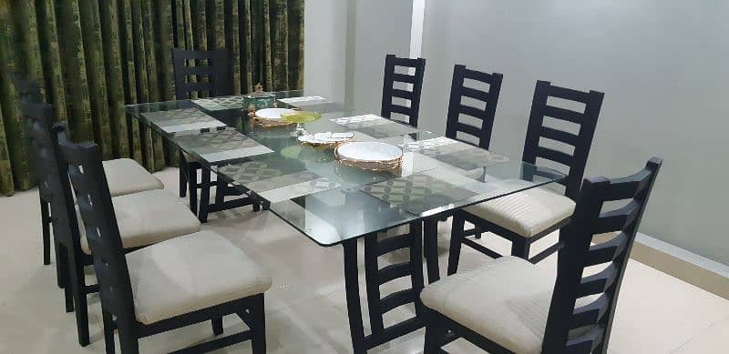 Dining Table 0