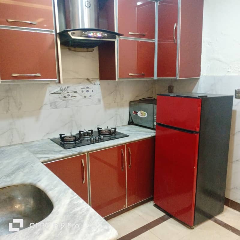 for rent one bed room tv lunch kichan fully furnished apartment available in bahria town lhr 1