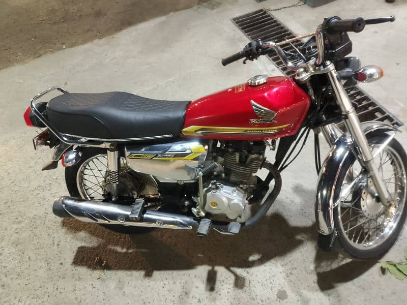 Honda CG 125 se 2021 model all jenion condition 1