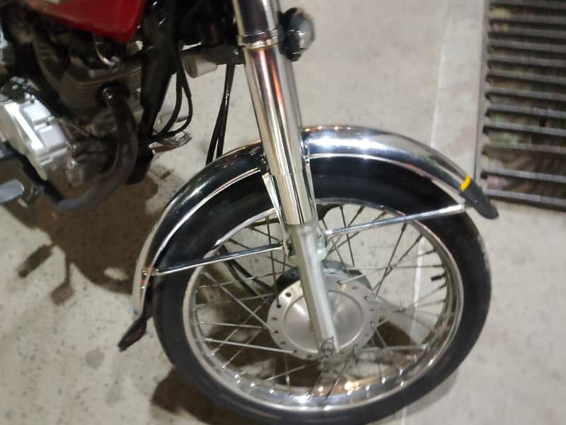 Honda CG 125 se 2021 model all jenion condition 8