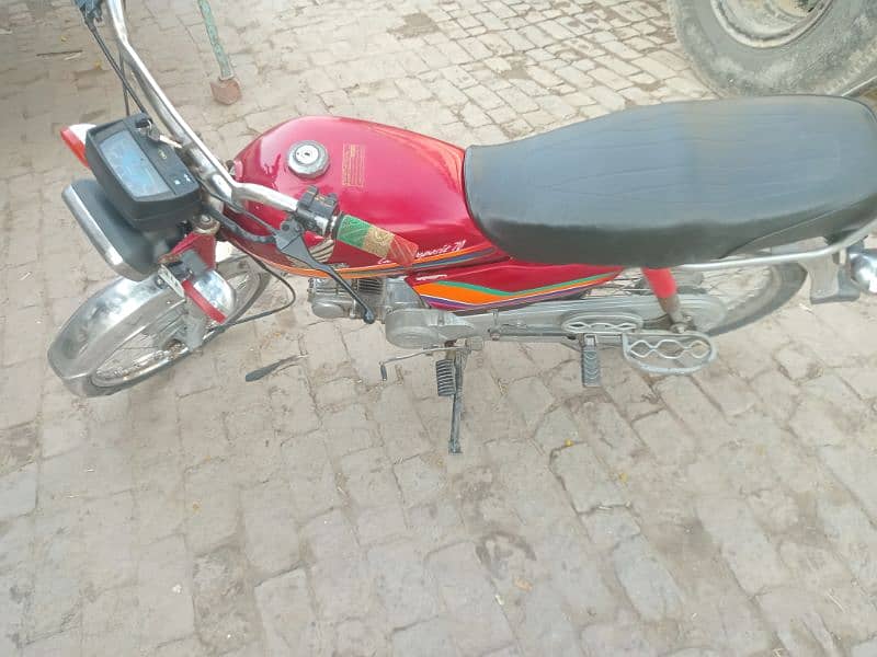 Honda 2011 model For Sale 0