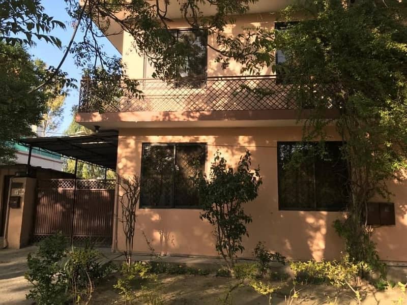 272 Sq Yds Corner House For Sale In G-9/3, Islamabad 0