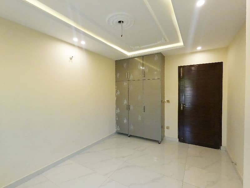 To sale You Can Find Spacious Corner House In Audit & Accounts Phase 1 - Block D 32