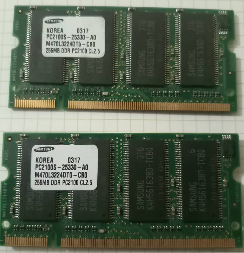 laptop Ram 256MB PC2100 DDR CL2.5  X 2 piecs ( call at 03018664305) 0