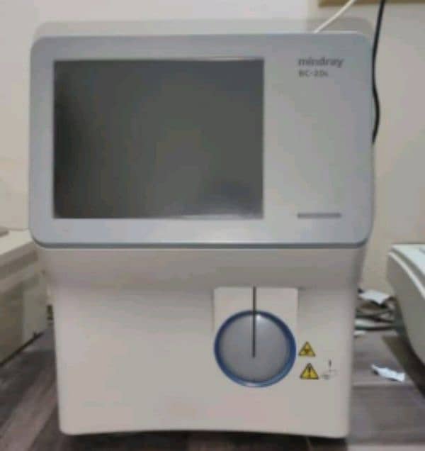 ultrasound chemistry hematology Analyser ECG usg printer mindray oriel 14