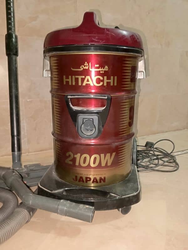 HITACHI 2100W vacuum cleaner 0