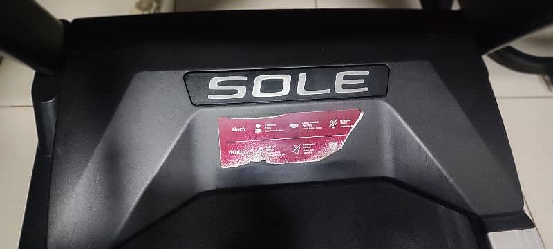 IMPORTED TREADMILL MACHINE SOLE F85. . 1