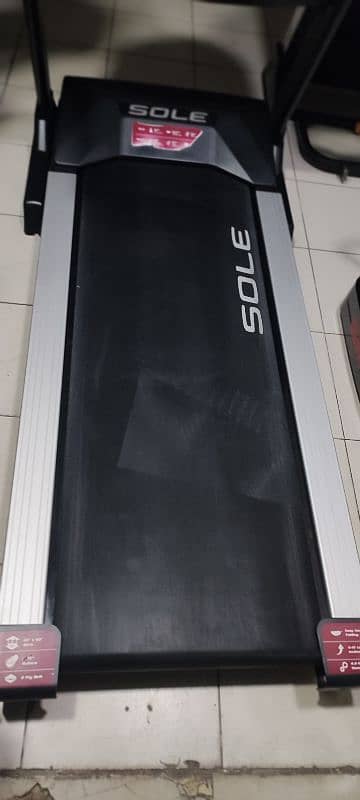 IMPORTED TREADMILL MACHINE SOLE F85. . 4